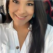 Soy una persona paciente y con ganas de enseñar tanto como a niños y adultos , soy graduada en psicología.